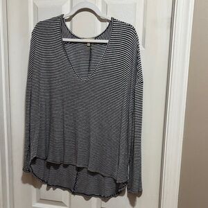 5/$15 Bordeaux Black and White Striped Long Sleeve Top